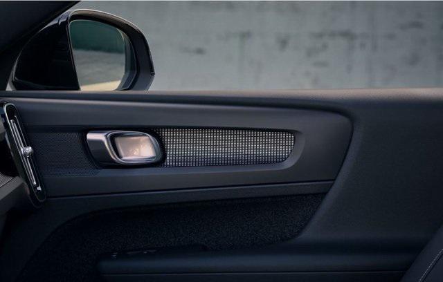 new 2025 Volvo XC40 car, priced at $48,335