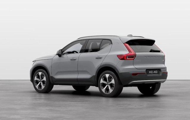 new 2025 Volvo XC40 car, priced at $46,015