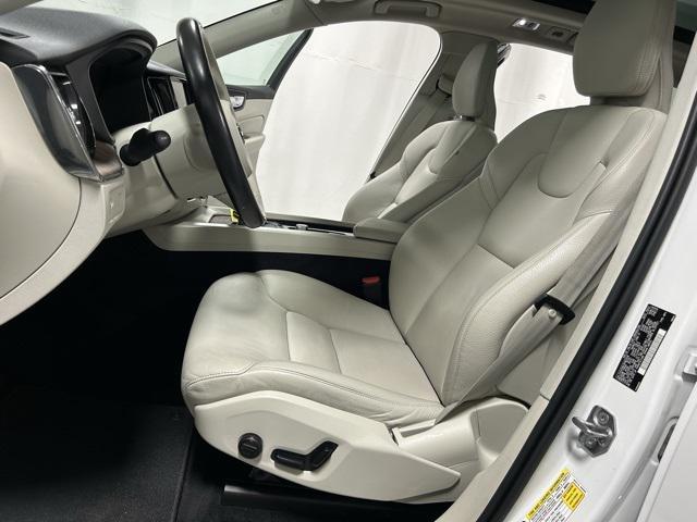 used 2021 Volvo XC60 car, priced at $28,777