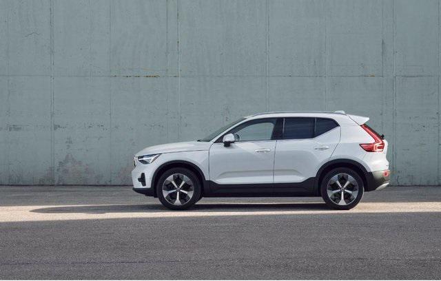 new 2025 Volvo XC40 car, priced at $48,335