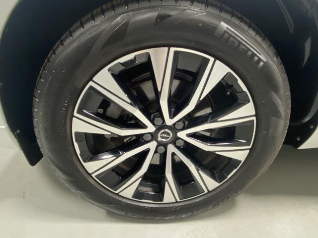 used 2024 Volvo XC60 car, priced at $42,888