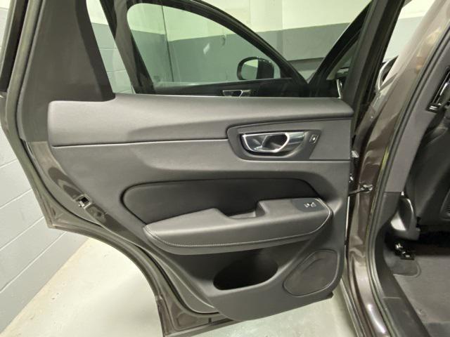 used 2022 Volvo XC60 car, priced at $40,700