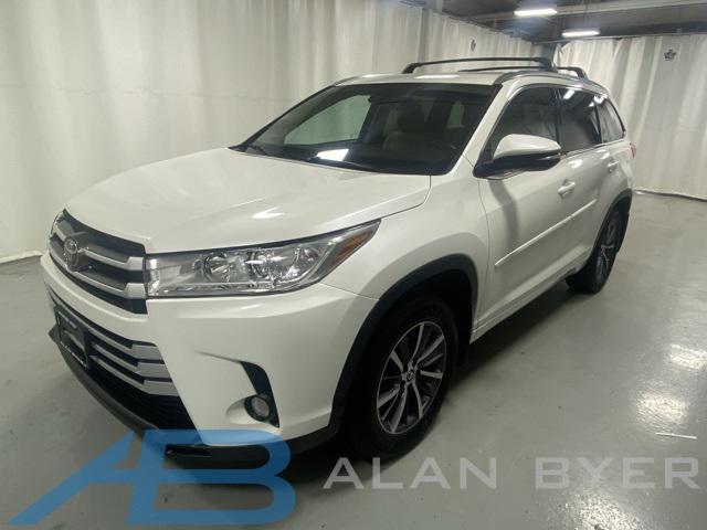 used 2017 Toyota Highlander car, priced at $22,888