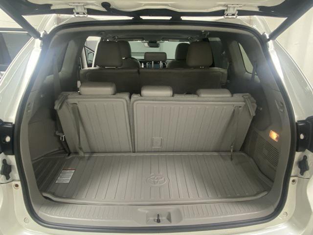 used 2017 Toyota Highlander car, priced at $22,888