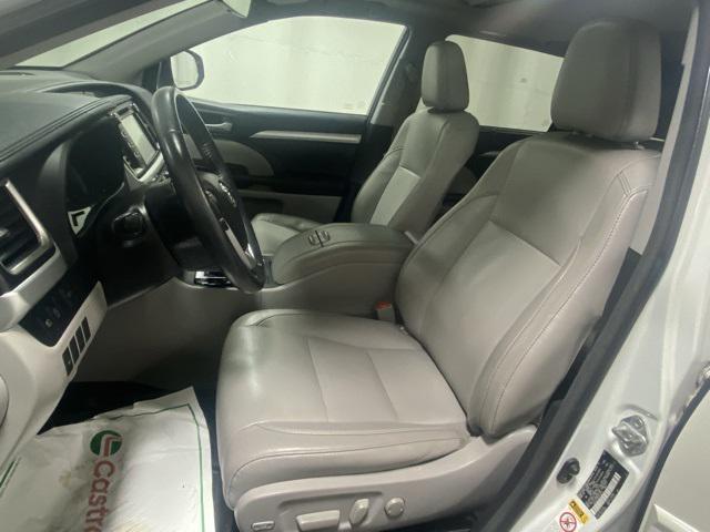 used 2017 Toyota Highlander car, priced at $22,888