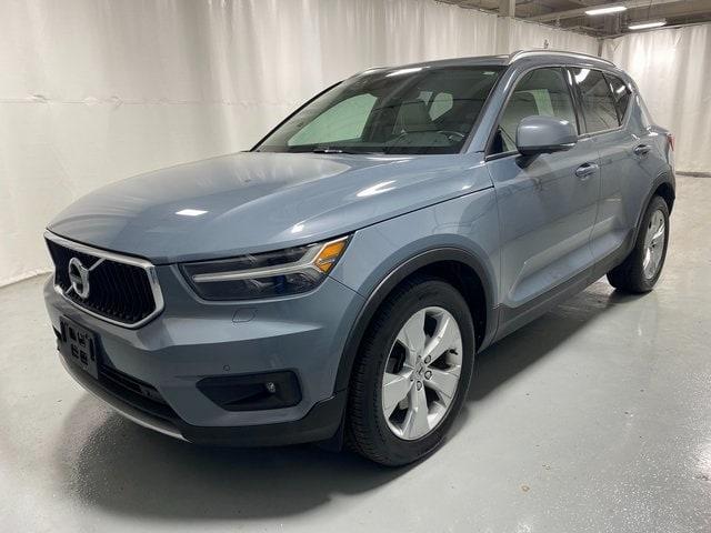 used 2020 Volvo XC40 car, priced at $23,888
