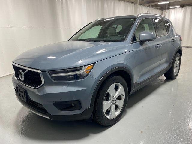 used 2020 Volvo XC40 car, priced at $23,991