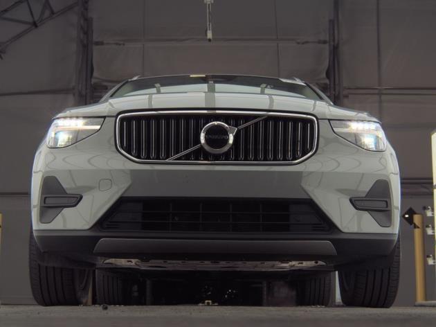 used 2025 Volvo XC40 car, priced at $29,777