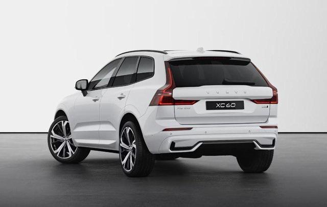 new 2025 Volvo XC60 car, priced at $60,635