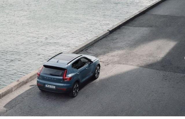 new 2024 Volvo XC40 car, priced at $50,655