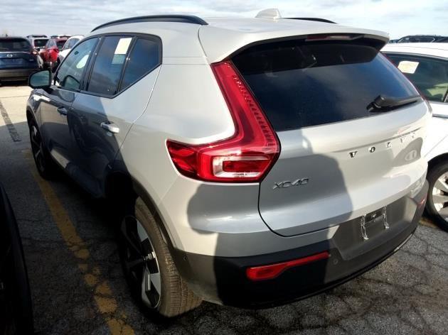 used 2024 Volvo XC40 car, priced at $35,987