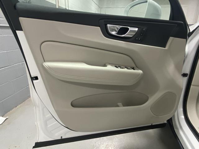 used 2023 Volvo XC60 car, priced at $38,777