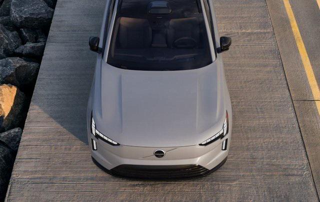 new 2025 Volvo EX90 car, priced at $87,590