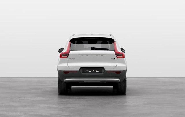 new 2025 Volvo XC40 car, priced at $45,000