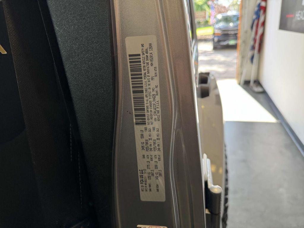 used 2015 Jeep Wrangler Unlimited car, priced at $17,500