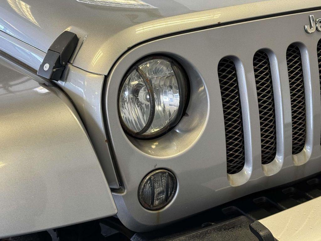 used 2015 Jeep Wrangler Unlimited car, priced at $17,500