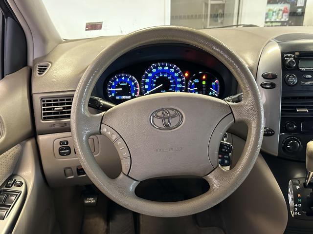 used 2007 Toyota Sienna car, priced at $6,000