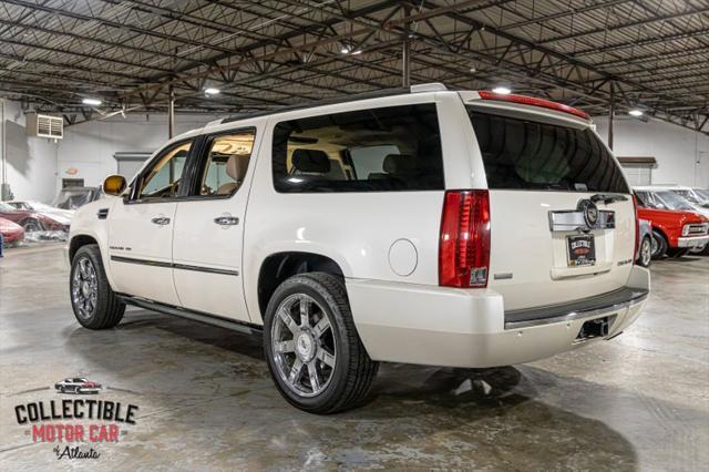 used 2010 Cadillac Escalade ESV car, priced at $14,900