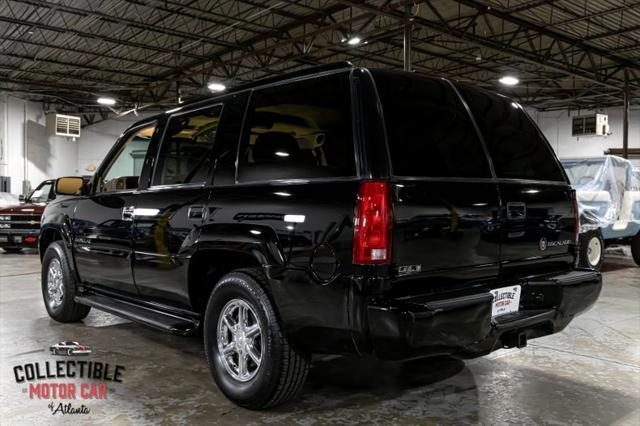 used 2000 Cadillac Escalade car, priced at $22,900