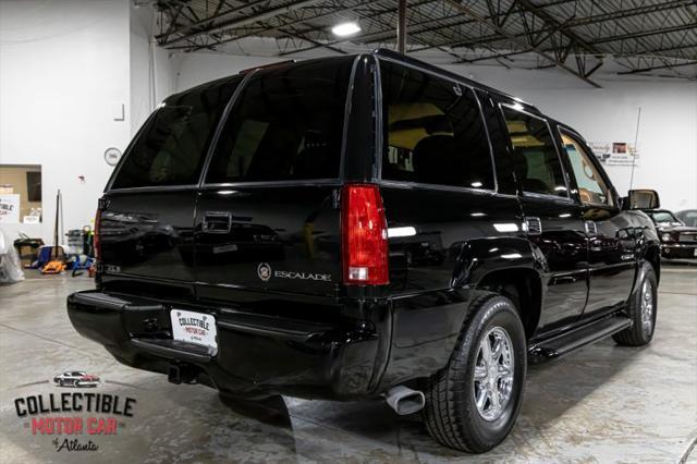 used 2000 Cadillac Escalade car, priced at $22,900