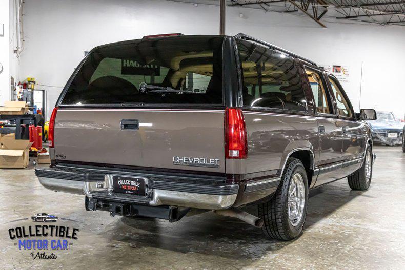 used 1997 Chevrolet Suburban car, priced at $17,900