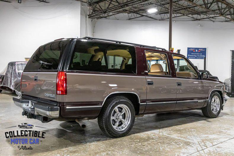used 1997 Chevrolet Suburban car, priced at $17,900