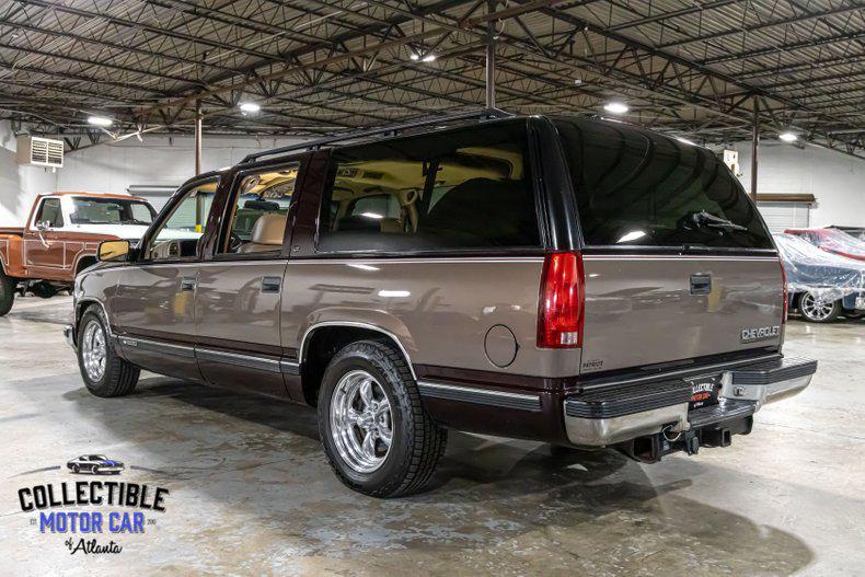used 1997 Chevrolet Suburban car, priced at $17,900
