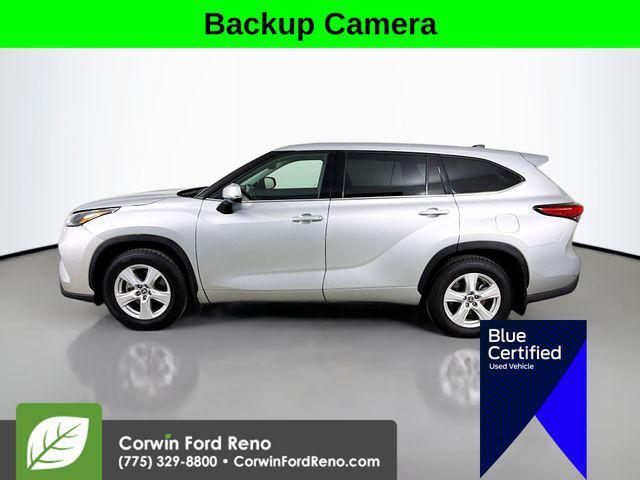 used 2022 Toyota Highlander car, priced at $30,489