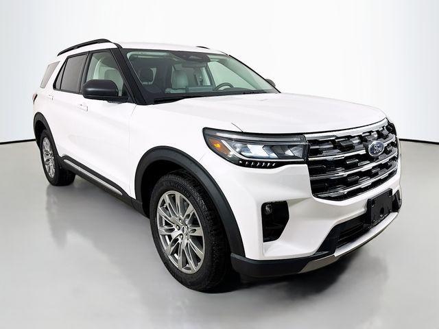 new 2025 Ford Explorer car, priced at $44,223