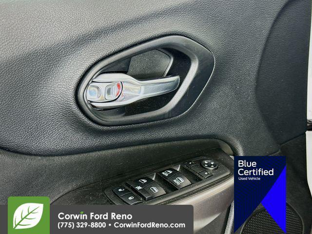 used 2019 Jeep Cherokee car, priced at $13,989