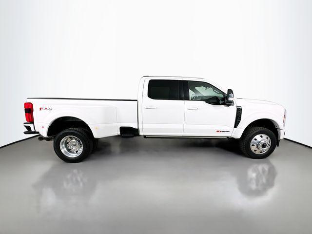 new 2025 Ford F-450 car, priced at $110,440
