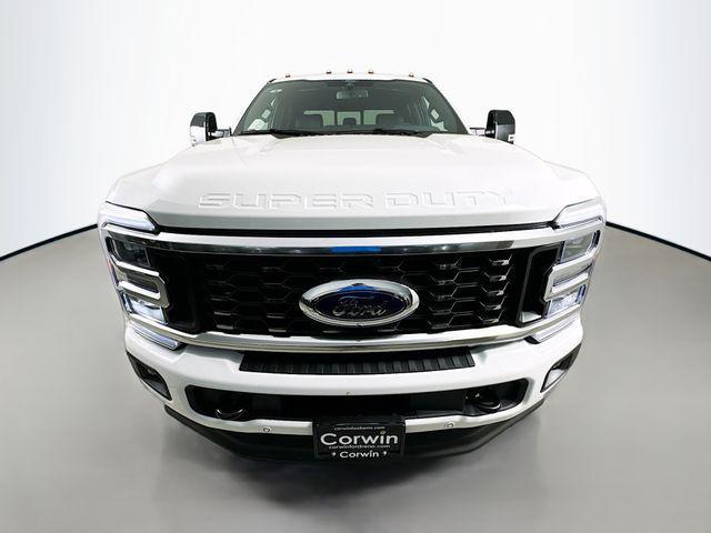 new 2025 Ford F-450 car, priced at $110,440