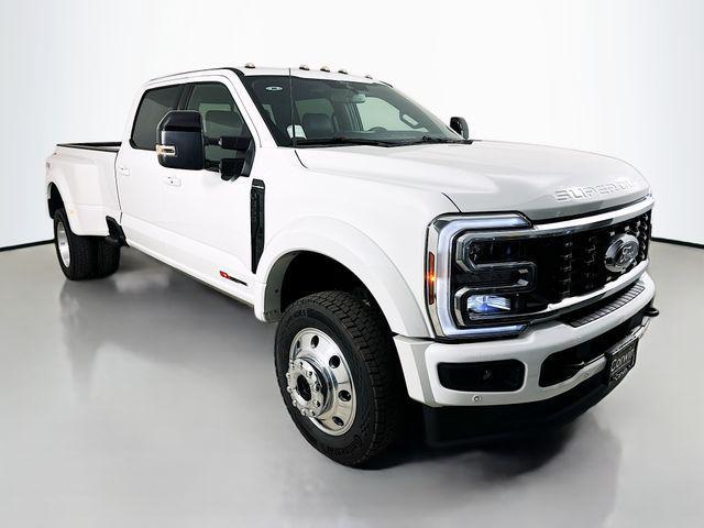 new 2025 Ford F-450 car, priced at $110,440