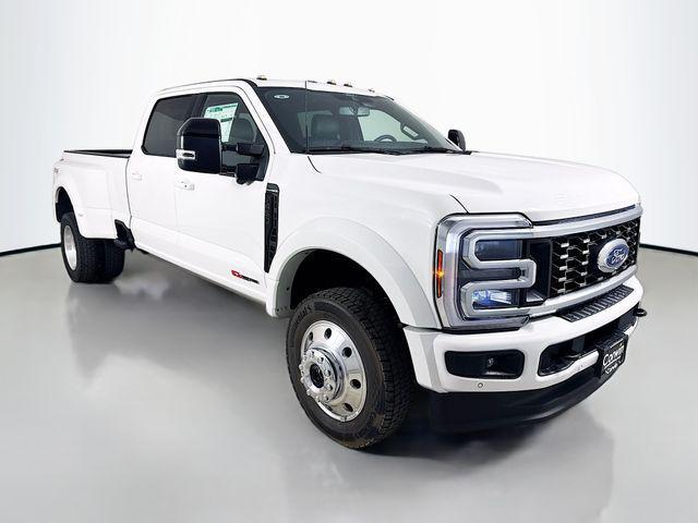 new 2025 Ford F-450 car, priced at $110,440