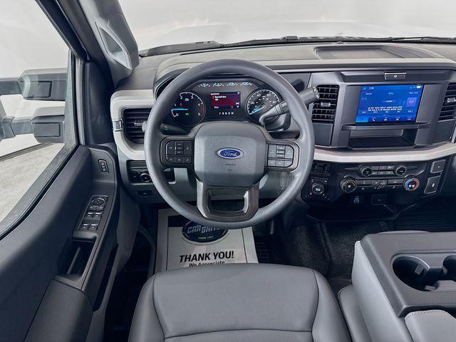 new 2025 Ford F-350 car, priced at $63,543