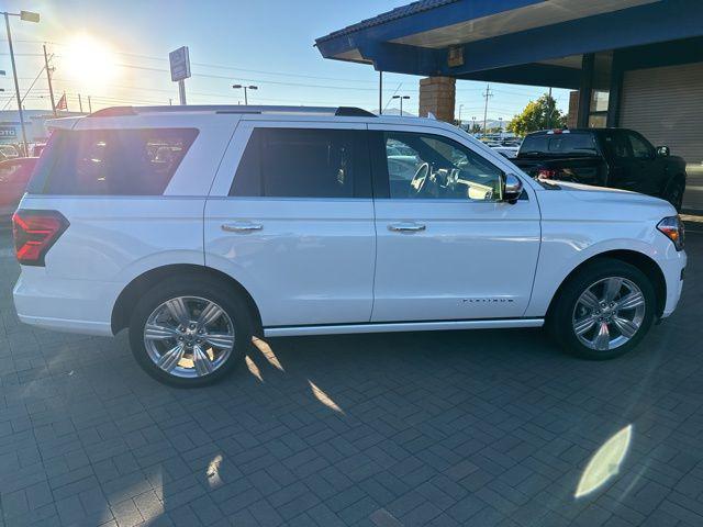 new 2024 Ford Expedition car, priced at $76,490