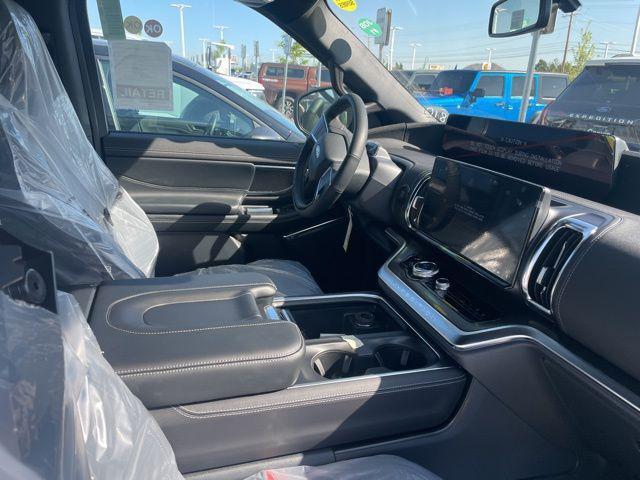 new 2025 Ford Expedition Max car, priced at $88,625