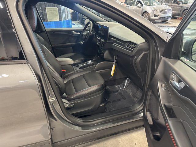 new 2025 Ford Escape car, priced at $35,225