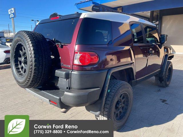 used 2007 Toyota FJ Cruiser car, priced at $9,489