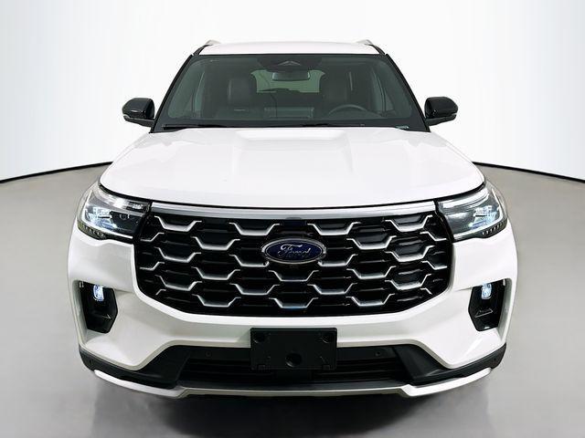 new 2025 Ford Explorer car, priced at $55,795