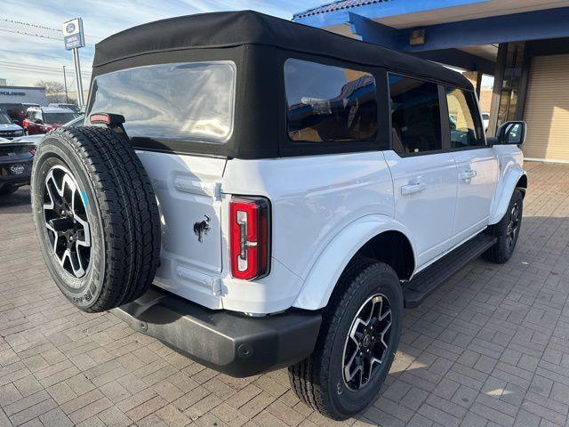 new 2024 Ford Bronco car, priced at $49,073