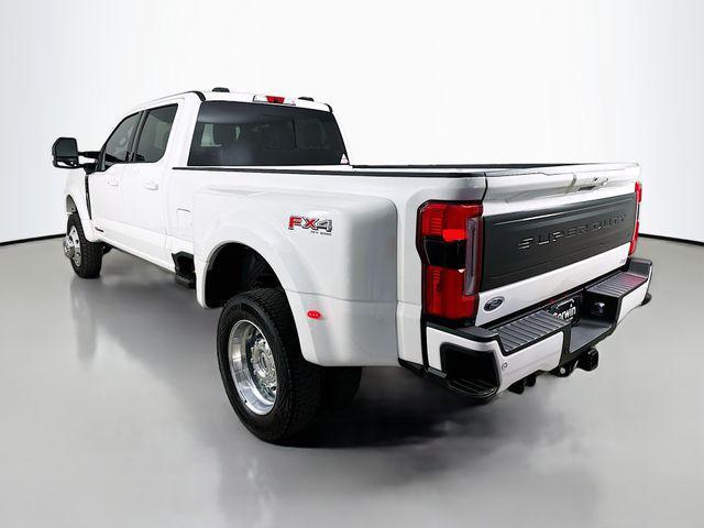 new 2025 Ford F-450 car, priced at $110,440