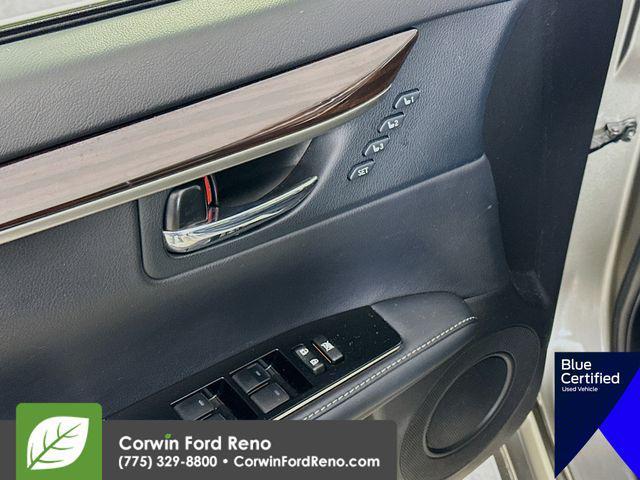 used 2016 Lexus ES 300h car, priced at $18,989