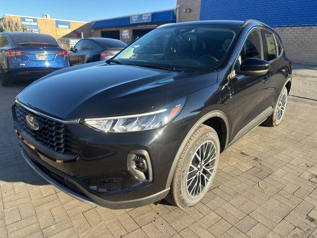 new 2025 Ford Escape car, priced at $38,895