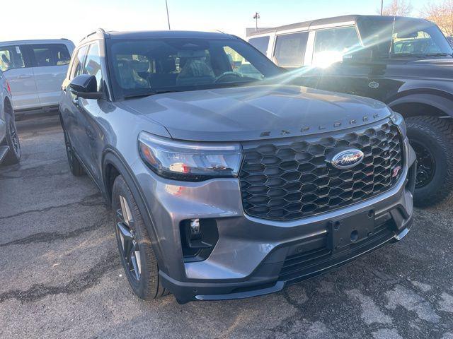 new 2025 Ford Explorer car, priced at $59,350