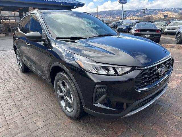 new 2025 Ford Escape car, priced at $30,732