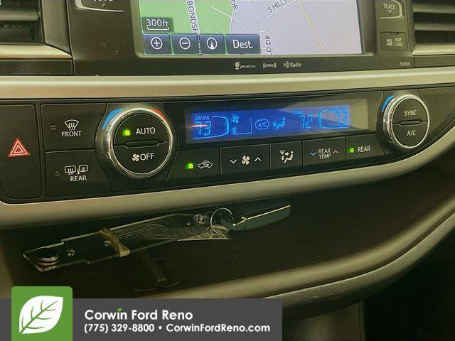 used 2016 Toyota Highlander car, priced at $16,989