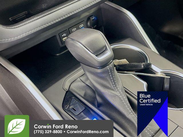 used 2022 Toyota Highlander car, priced at $33,589