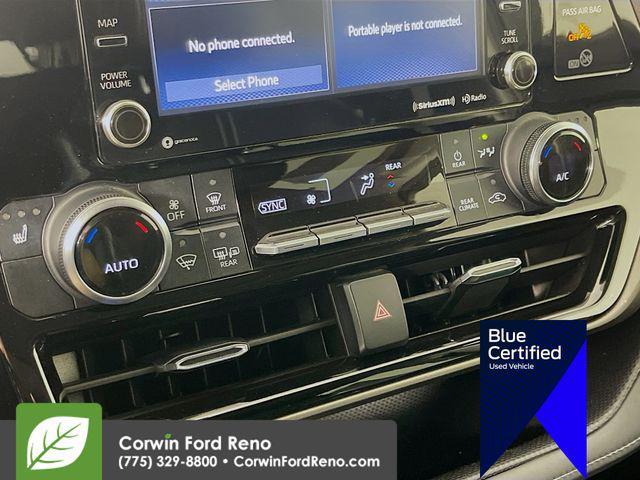 used 2022 Toyota Highlander car, priced at $33,589