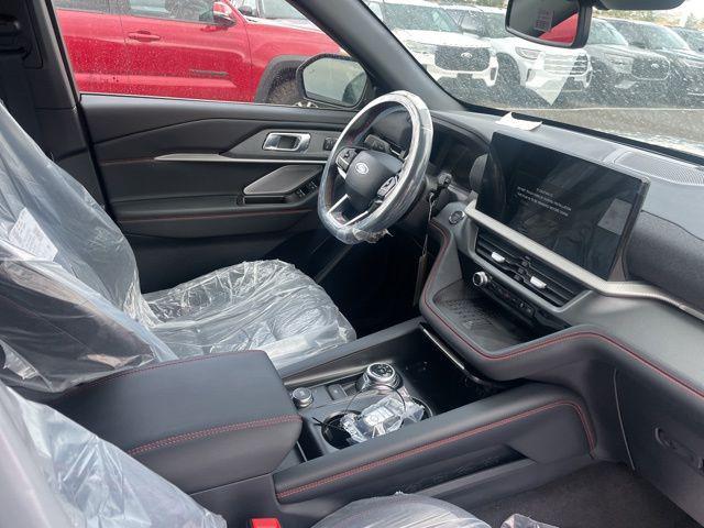 new 2025 Ford Explorer car, priced at $55,287